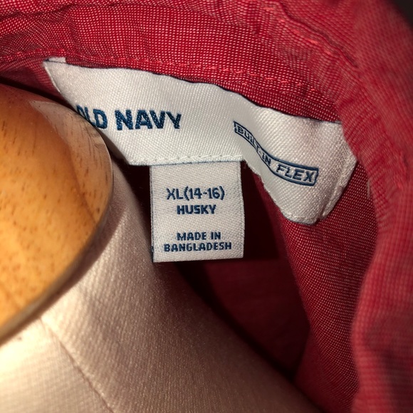 Boys Long Sleeve Button Down Shirt from Old Navy - Picture 6 of 6